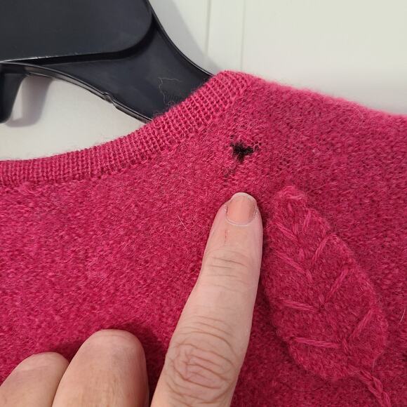 Talbots Petite wool cardigan womens SP Pink Boiled wool floral appliqué Button - Picture 10 of 10